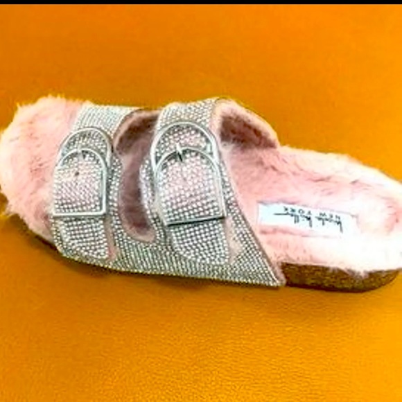 Nicole Miller Faux Fur Sandals - Picture 2 of 6